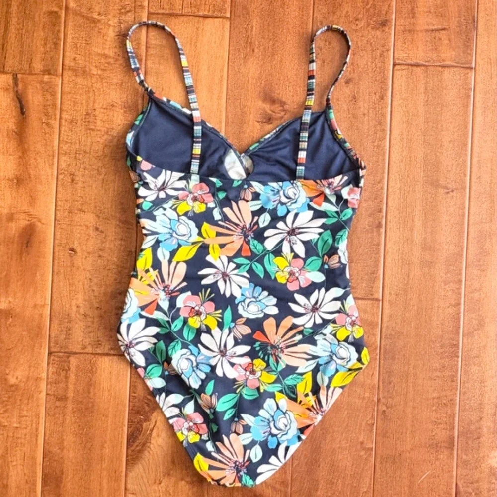 Ellen Tracy‎ Tummy Control One-Piece Swimsuit Size 8
